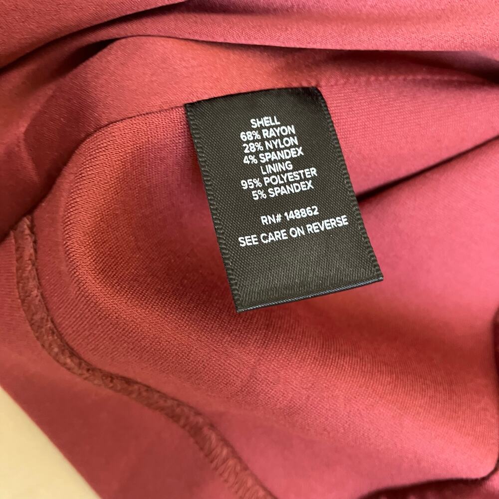 Torrid Sz 1 / 1X Studio Luxe Ponte Vest Maroon Burgundy Tailored Preppy Career - Picture 15 of 15